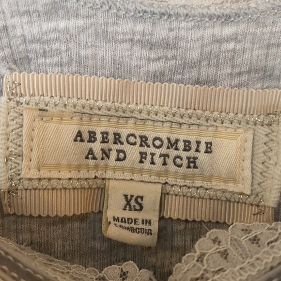 🤍A&F Tank - Picture 4 of 5